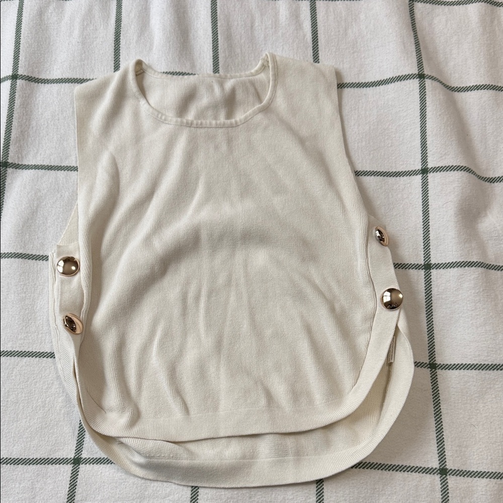 SHEIN Cream Knit Top with Button Details